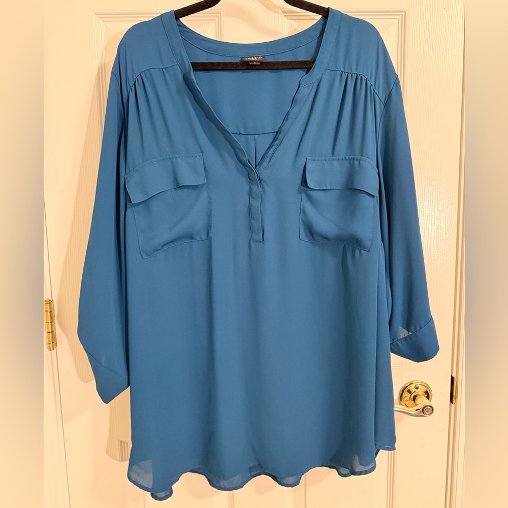 Torrid Harper 3/4 Sleeve Pullover Blouse Blue